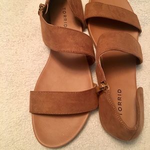 9W sandals
